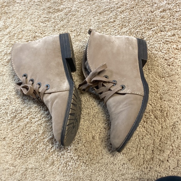 Blowfish lace up booties - Picture 3 of 8